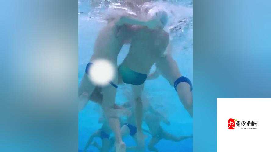 男生被脱精光玩J背后:真相与反思